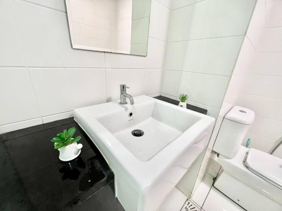 F 1-5 Pax 3Bed Cozy Home Studio Trefoil Setia Alam Wifi & Tv Shah Alam Dış mekan fotoğraf